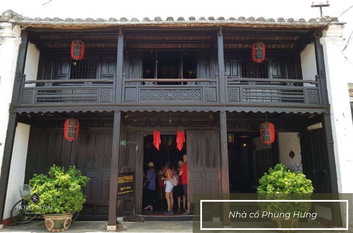 Nhà cổ Phùng Hưng có cấu trúc nhà hai tầng, giữ được nét văn hóa xưa của người dân nơi đây