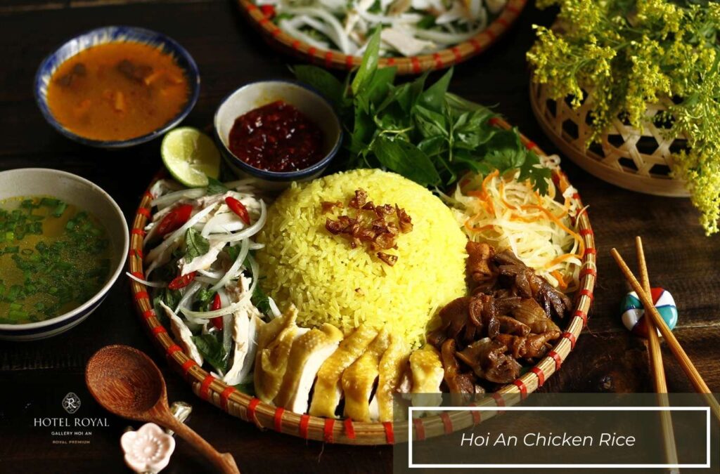 Delicious and nutritious Hoi An chicken rice invites you to enjoy
