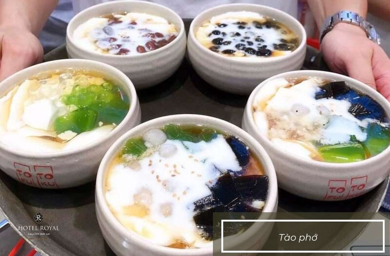 Tào phớ là món ăn vặt phổ biến, thường được bán trên các xe đẩy nhỏ hoặc góc đường yên tĩnh