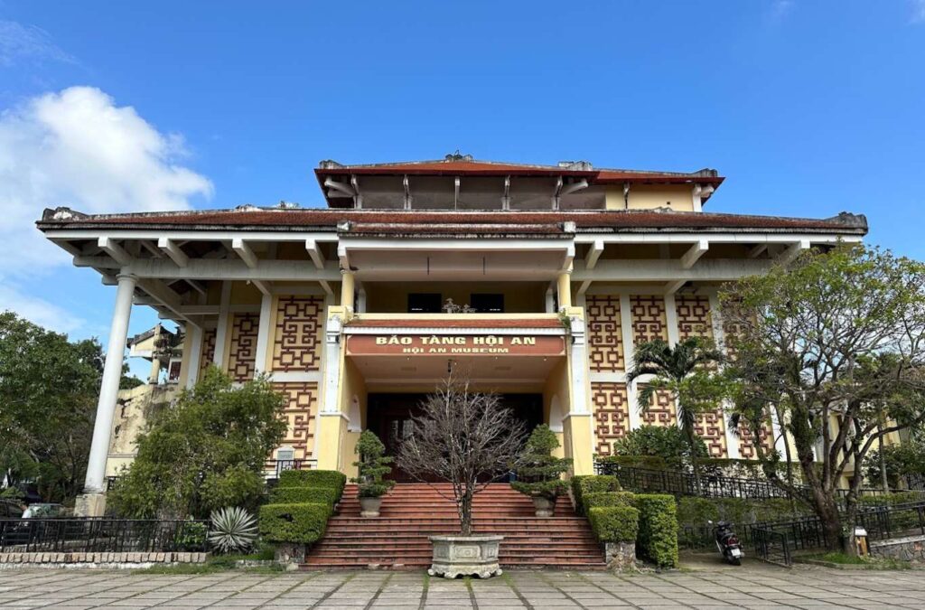 Step back in time to the past of Hoi An at the Hoi An Museum of History and Culture.