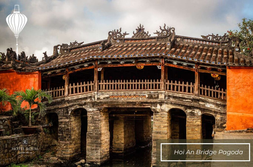 Image of Hoi An Bridge Pagoda.