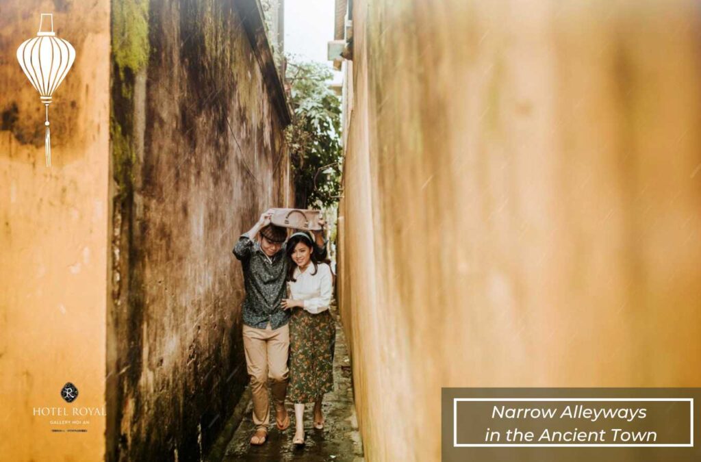 Travel back to the 1990s with your loved one in Hoi An’s timeless alleyways