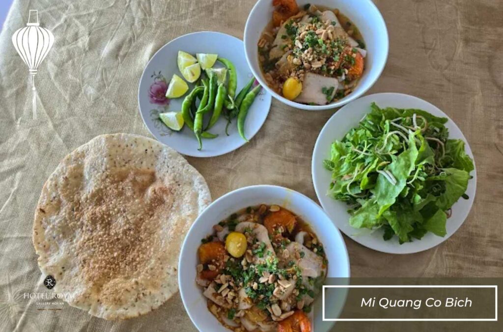 Mi Quang Co Bich