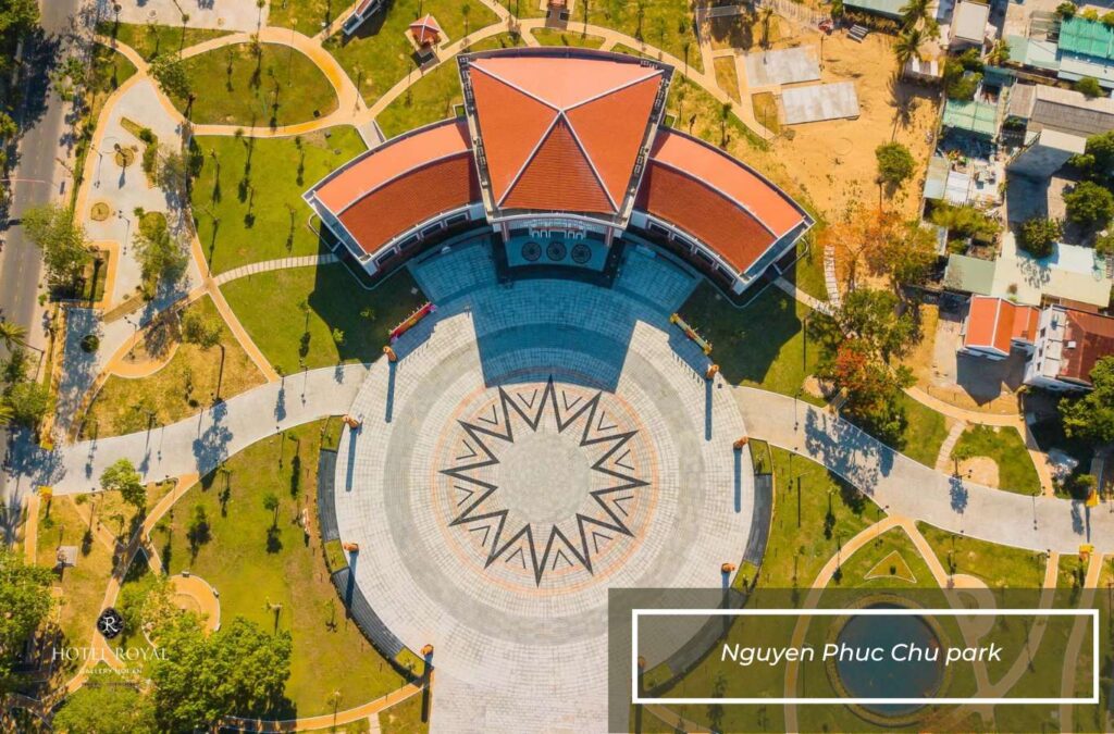 Nguyen Phuc Chu park offers an open, airy space for you to relax