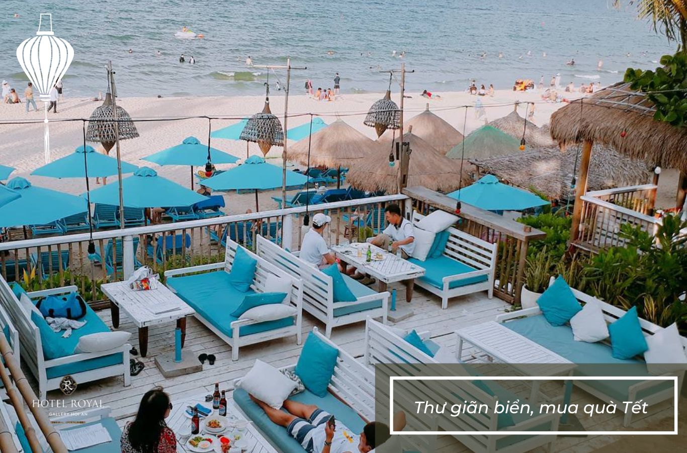Thư giãn tại bãi biển và mua quà Tết trước khi trở về