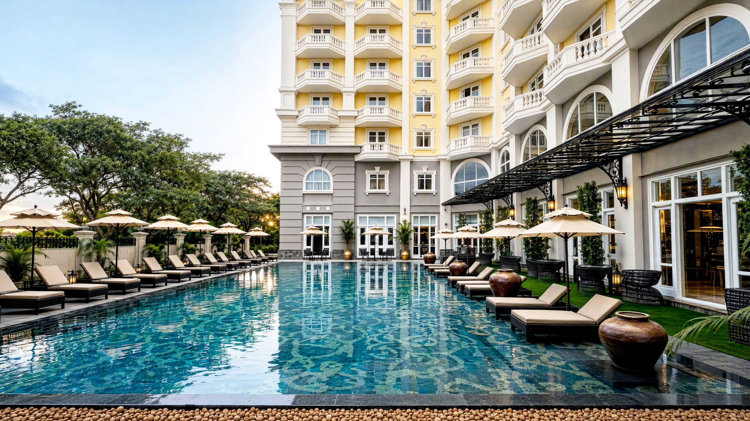 Hotel Royal Hoi An Art Heritage Pool